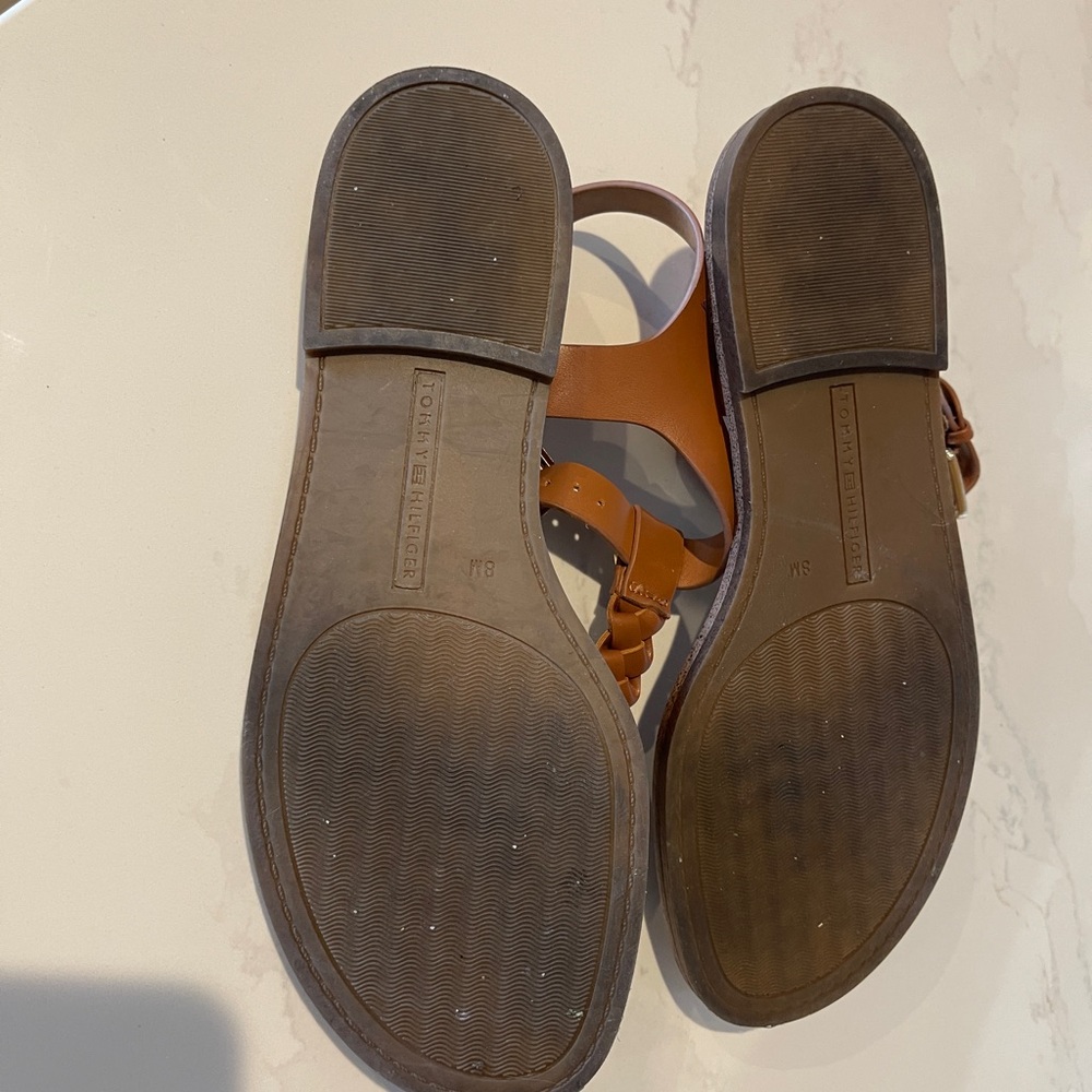 Tommy Hilfiger Brown Vegan Leather Sandals Size 8 - Picture 3 of 3
